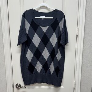 Avenue Textured Knit Sweater in Gray